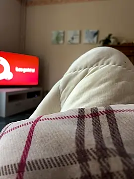 Snapshot of key18cm chatting on 11-09-25, 02:37 key18cm online show from 11-09-25, 02:37