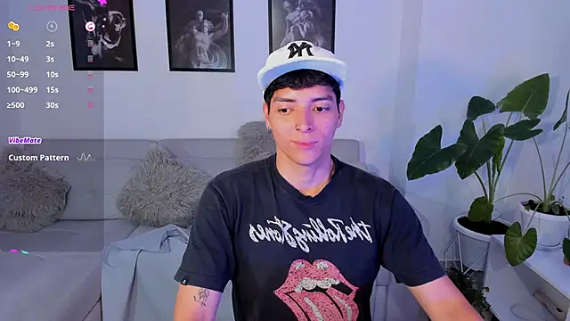  JacobMiller   online show from 02-25-25, 12:14