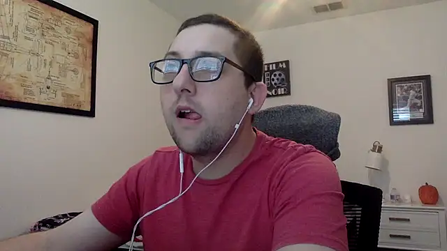 Snapshot of Milflover96 chatting on 03-05-25, 05:50 Milflover96 online show from 03-05-25, 05:50