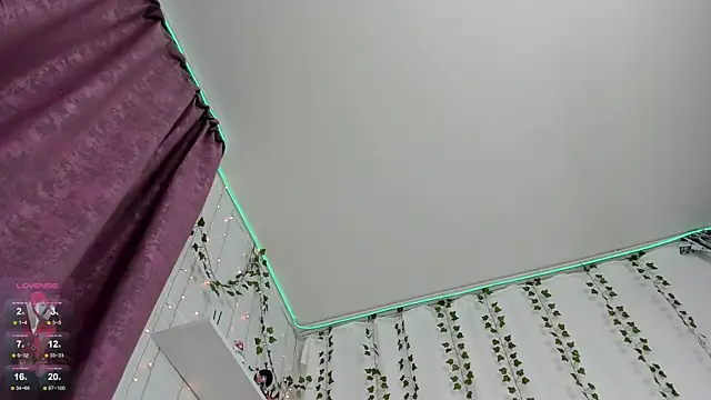 b4by Emilia online show from 03-16-25, 08:43