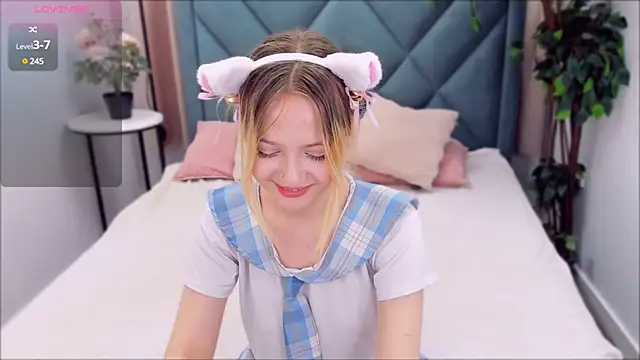 SweetieAngela online show from 02-25-25, 03:20