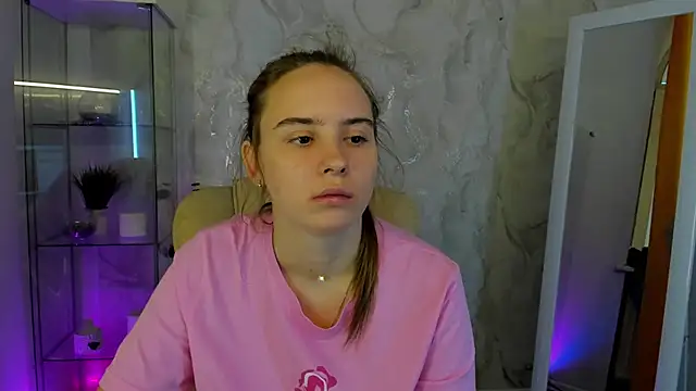 Lika 0ne online show from 10-26-25, 11:05