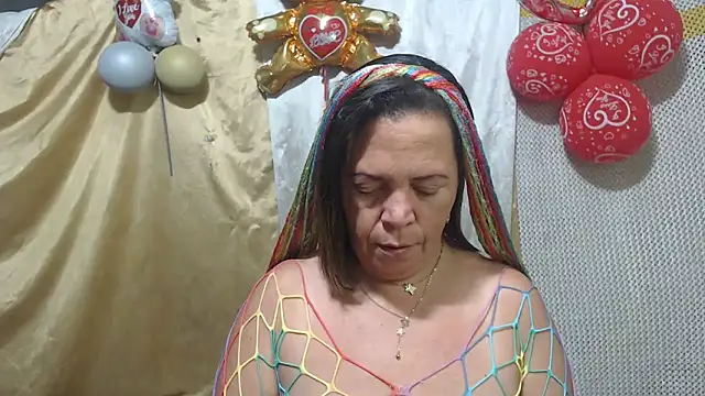 Snapshot of alina_maturehot chatting on 02-24-25, 05:00 alina maturehot online show from 02-24-25, 05:00