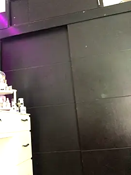 Anitta bell online show from 10-29-25, 01:08