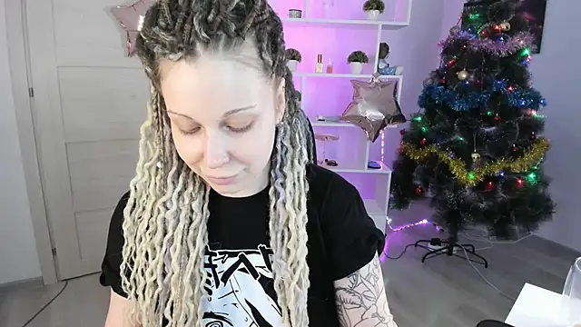 HoneySallyMoore online show from 12-21-24, 04:52