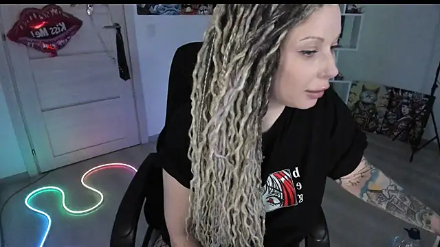 HoneySallyMoore online show from 04-06-26, 04:46