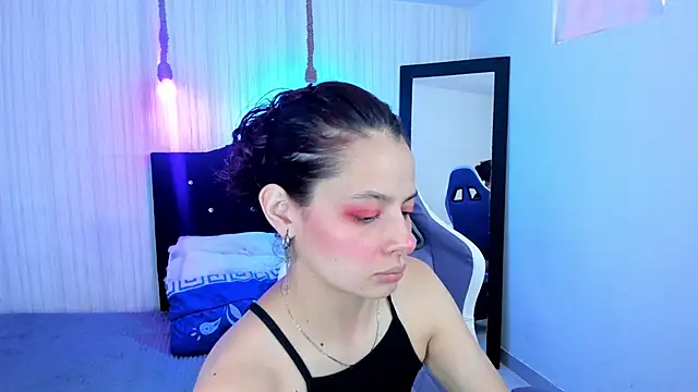 nicky angel1 online show from 12-18-25, 06:47