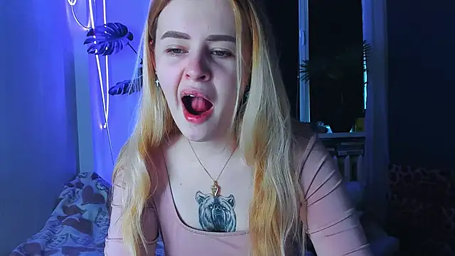 Alexa Pirs online show from 03-19-25, 06:03