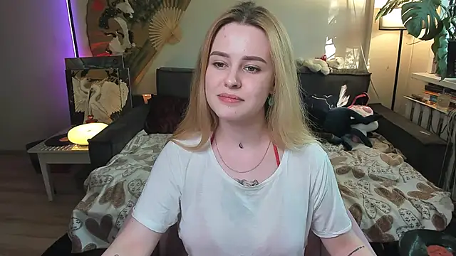 Snapshot of Alexa_Pirs chatting on 05-06-26, 02:55 Alexa Pirs online show from 05-06-26, 02:55
