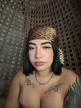 Scarlett-LS online show from 09-21-25, 01:51