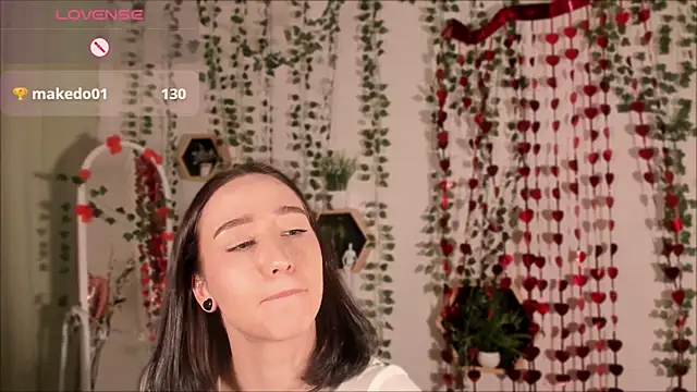 Snapshot of Smoke_of_soul_ chatting on 02-26-25, 04:56 Smoke of soul online show from 02-26-25, 04:56