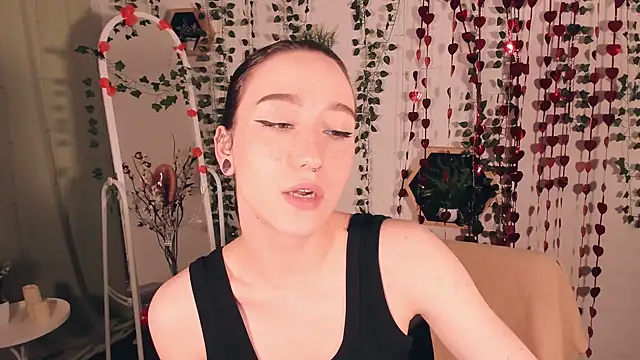 Snapshot of Smoke_of_soul_ chatting on 03-08-25, 01:47 Smoke of soul online show from 03-08-25, 01:47