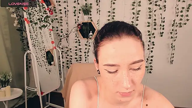 Snapshot of Smoke_of_soul_ chatting on 03-15-25, 01:51 Smoke of soul online show from 03-15-25, 01:51