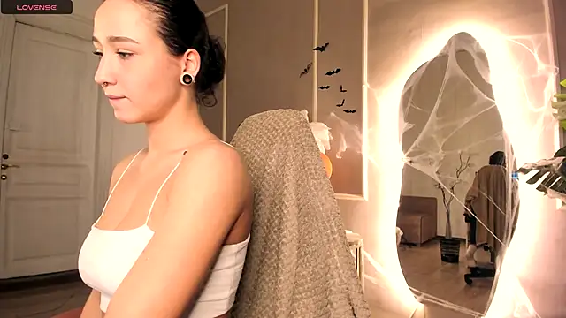 Snapshot of Smoke_of_soul_ chatting on 11-05-25, 01:44 Smoke of soul online show from 11-05-25, 01:44