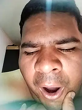 Snapshot of oscarshow24 chatting on 02-22-25, 01:57 oscarshow24 online show from 02-22-25, 01:57