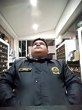 Snapshot of oscarshow24 chatting on 11-13-25, 06:45 oscarshow24 online show from 11-13-25, 06:45