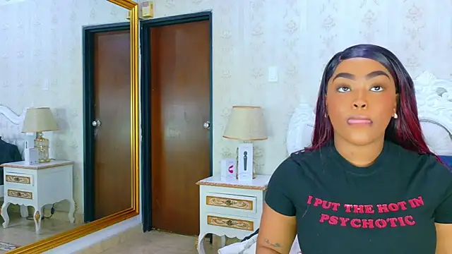 TianahGlow online show from 11-19-25, 08:20