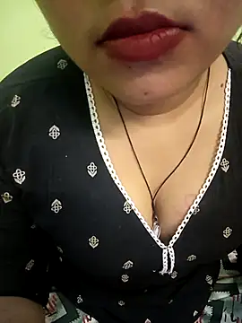 Snapshot of KEEP879_346 chatting on 11-23-25, 05:24 KEEP879 346 online show from 11-23-25, 05:24