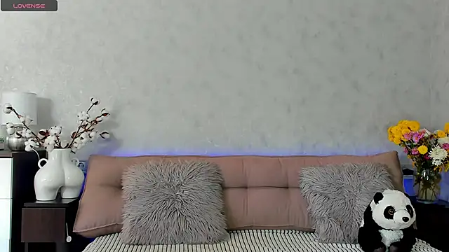 Tina Mart online show from 10-24-25, 10:55