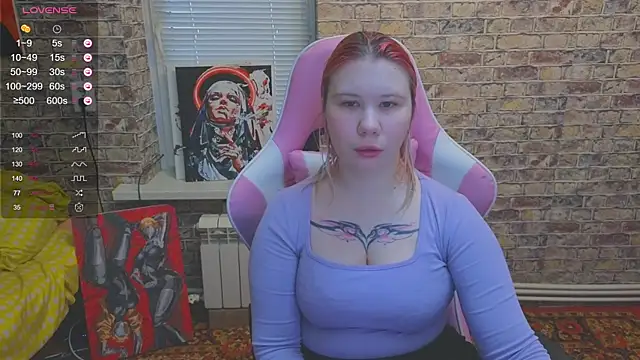 Little kitsune1707 online show from 11-22-25, 06:45