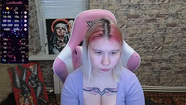 Little kitsune1707 online show from 11-23-25, 07:19