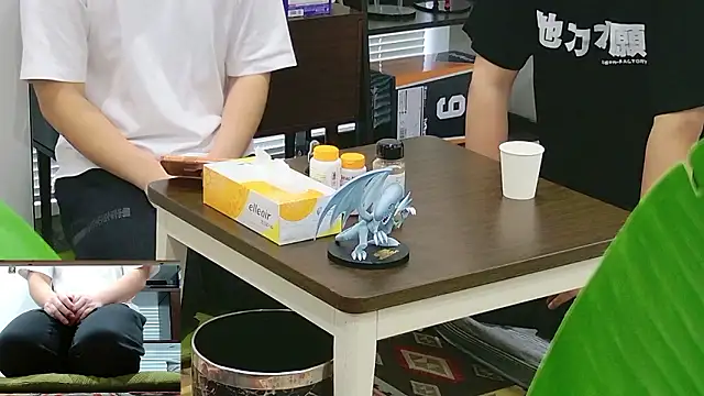 YARASERO-kun online show from 02-25-26, 04:44