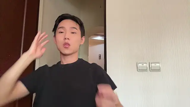 Snapshot of Brian_Stars chatting on 03-16-26, 11:25 Brian Stars online show from 03-16-26, 11:25