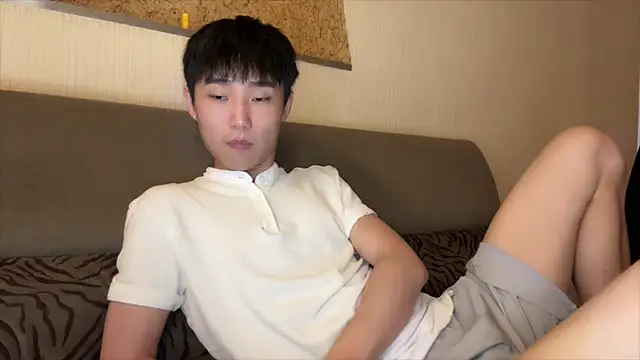 Snapshot of Brian_Stars chatting on 04-03-26, 12:14 Brian Stars online show from 04-03-26, 12:14