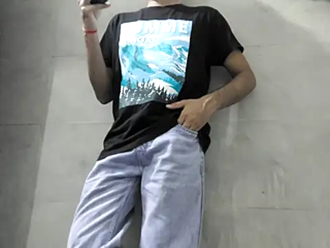 Lustyluckyy online show from 10-26-25, 04:13