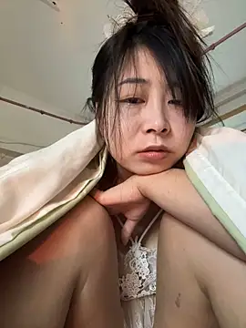 Snapshot of jinj-a chatting on 03-09-25, 08:40 jinj-a online show from 03-09-25, 08:40