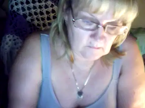 Snapshot of Violet5364 chatting on 03-13-25, 07:50 Violet5364 online show from 03-13-25, 07:50