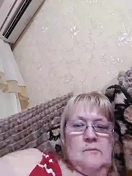 Snapshot of Violet5364 chatting on 03-15-26, 08:15 Violet5364 online show from 03-15-26, 08:15