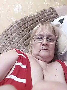 Snapshot of Violet5364 chatting on 05-12-26, 08:06 Violet5364 online show from 05-12-26, 08:06