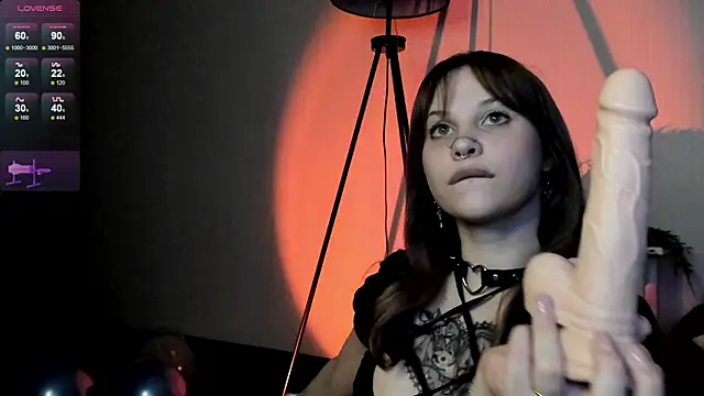 Snapshot of marynixoxo chatting on 03-01-25, 04:58 marynixoxo online show from 03-01-25, 04:58