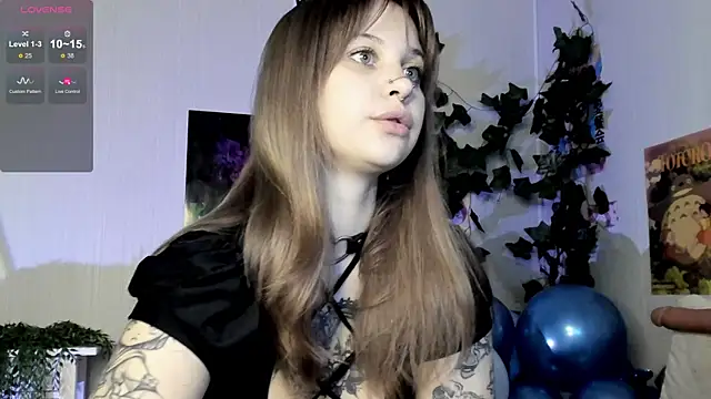 Snapshot of marynixoxo chatting on 03-01-25, 08:02 marynixoxo online show from 03-01-25, 08:02