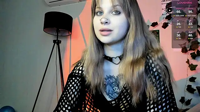 Snapshot of marynixoxo chatting on 03-07-25, 08:02 marynixoxo online show from 03-07-25, 08:02