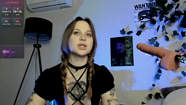 Snapshot of marynixoxo chatting on 03-09-25, 06:06 marynixoxo online show from 03-09-25, 06:06