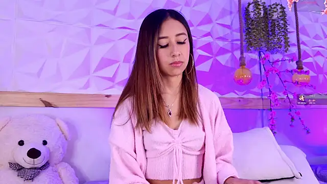 Sopphiaa Payton online show from 11-21-25, 12:15