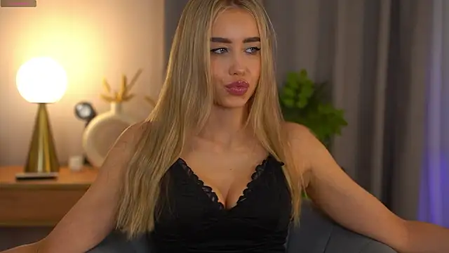  Spring Day  online show from 03-25-26, 08:09