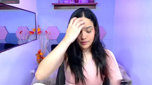 Lana Pearce online show from 02-20-25, 01:08