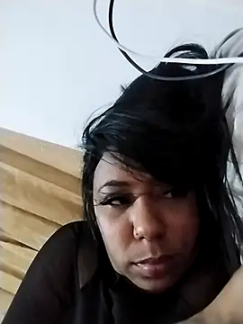 Snapshot of emma_purple_ chatting on 03-23-25, 08:48 emma purple online show from 03-23-25, 08:48