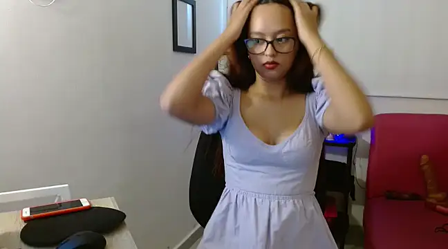 Emilybateee online show from 03-15-25, 03:16