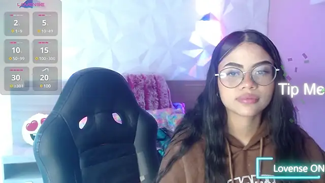 Snapshot of Sussan_love01 chatting on 02-24-25, 01:42 Sussan love01 online show from 02-24-25, 01:42