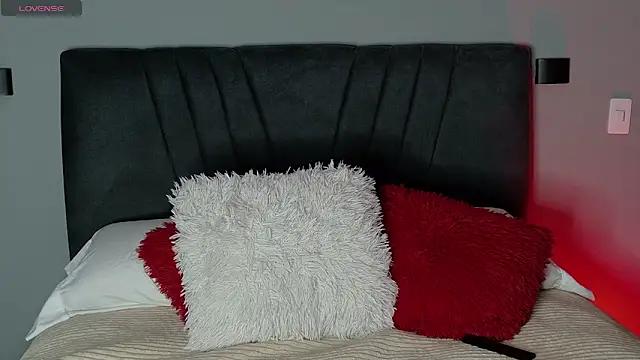 Snapshot of alejandra_jonees chatting on 03-15-25, 12:36 alejandra jonees online show from 03-15-25, 12:36