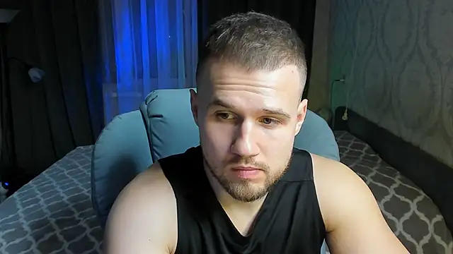 Snapshot of Vladik_b chatting on 02-26-25, 05:39 Vladik b online show from 02-26-25, 05:39