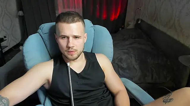 Snapshot of Vladik_b chatting on 03-13-25, 05:50 Vladik b online show from 03-13-25, 05:50