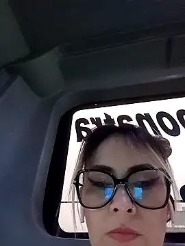 CandieGilson   online show from 09-18-25, 11:12