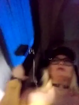 CandieGilson   online show from 04-07-26, 10:37