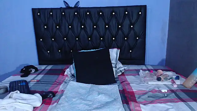 Snapshot of kaisalov_ chatting on 02-20-25, 03:41 kaisalov online show from 02-20-25, 03:41