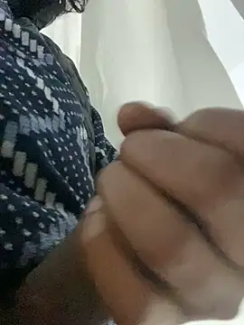 Snapshot of Fuckboy2535 chatting on 02-25-25, 02:03 Fuckboy2535 online show from 02-25-25, 02:03